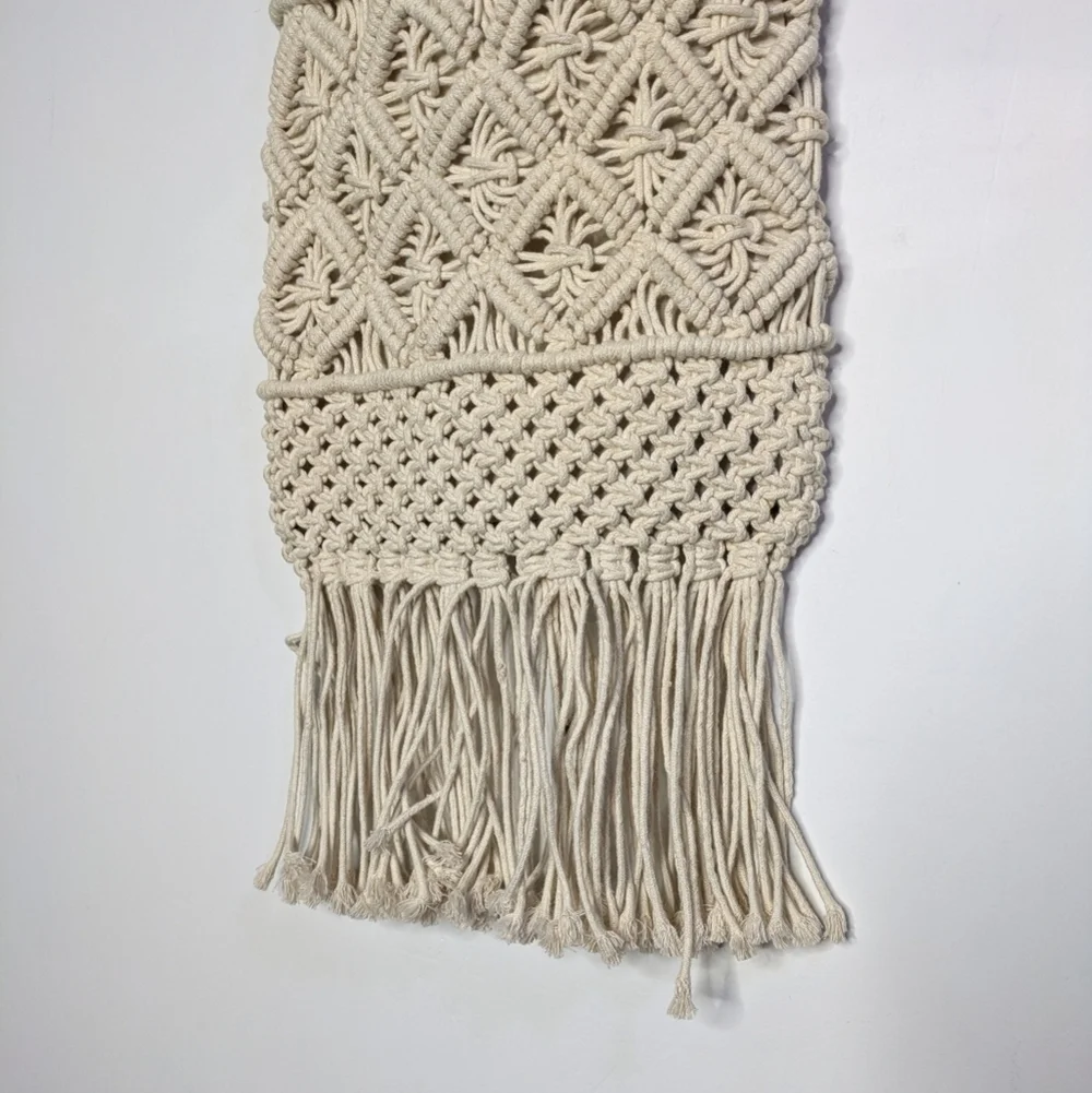 BP Nordstrom Cream Macrame Fringe Snap Top Crossbody Purse Bag